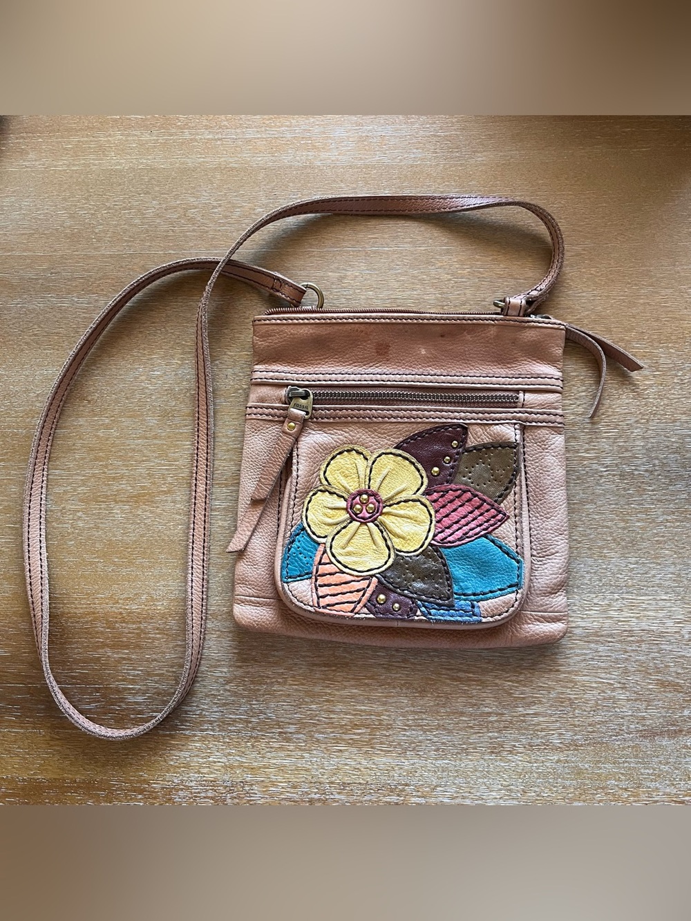 RARE - FOSSIL leather patchwork floral crossbody purse